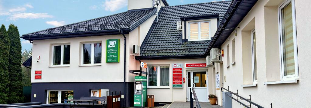 Widok na Bankowy Punkt Obsługi w Jońcu zlokalizowany w siedzibie UG Joniec.